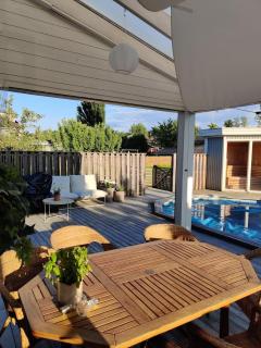 Gamla Hjälmarvägen 10 - 0