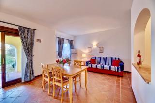 Villas with air conditioning and private outdoor area just a few minutes from La Pelosa - 2