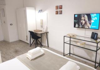 Bed Napoli - Naples - 7