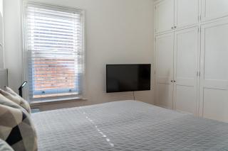 Lovely Double Room for One Person - 8