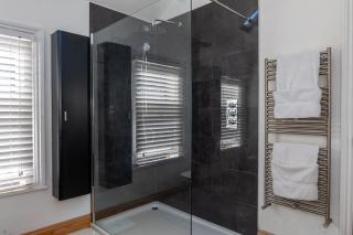 Lovely Double Room for One Person - 4