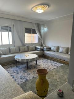 Grand appartement bien situé - 8