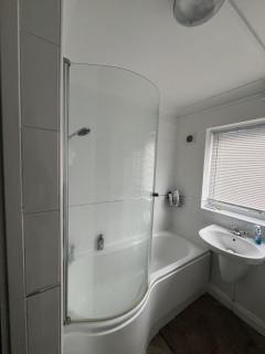 Relaxed Retreat in Hull - 2