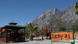 XenHaus house with private access - 6