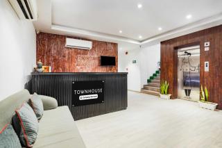 POP 84045B Townhouse Vikas Marg - 6