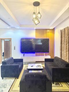 Élégant 3 pièces avec entrée personnelle à Fidjrossè, Cotonou, Wifi fibre et Parking - 8