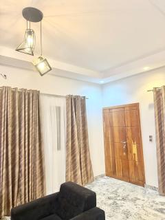 Élégant 3 pièces avec entrée personnelle à Fidjrossè, Cotonou, Wifi fibre et Parking - 6