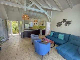 Villa avec piscine à Sainte Anne - GPSA82 - Fouché - 1