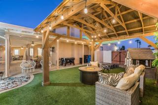 Unique Chique backyard Games pool so much more - 5