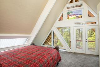 Blissful Pine A-Frame Chalet Deck Game Room Mother-in-Law Suite Sleeps 16 - 6