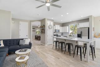 Sublime Mountain Retreat Pool Table Fire-Pit Arcade Game Ideal Location w Central AC - 6