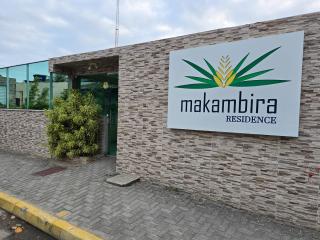 Flat no Centro de Porto com Piscina a 150m da Praia by Oasis Ferias - 5