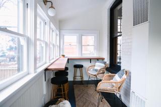 Docs Place Historic Jewel In Downtown Flagstaff Sophisticated Elegance - 8