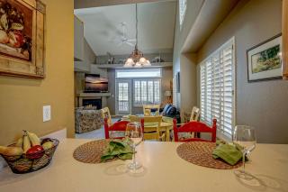 Mountain Oaks Retreat AC Spacious Flagstaff Townhome Golf Trails Nearby - 1