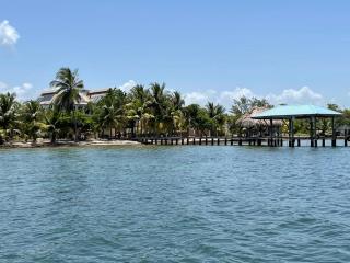 Casa Corazón - Spacious 6 Bedroom Beachfront Villa with Pool & Pier - 5