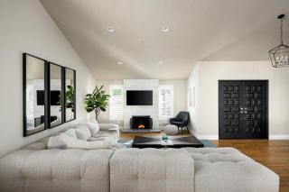 Outdoor retreat games and fitness room make for Vacation Vibes - 5