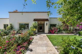 Private Paradise Valley Estate Swimming Nearby Golfing. - 3