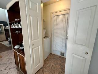 Epic Location Cool Pool, 6Flags, Rangers, Cowboys - 5