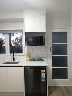 Auckland Takapuna 2B Unit & Netflix - 9