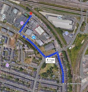 Garden Apartment & Parking, near Town train and Bus - 1