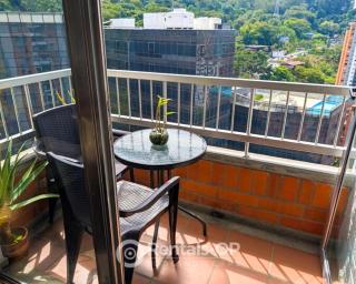 Spacious apartment near Lleras and Provenza rentalsOP AN08 - 5
