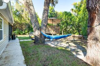 Families Welcome! Retreat with Pool in Spring Hill - 7