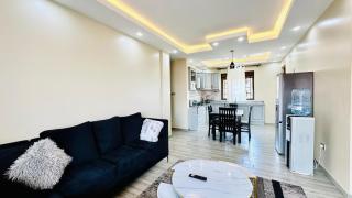 Lake view Almor Signature Stays Munyonyo - 5