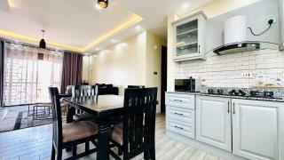 Lake view Almor Signature Stays Munyonyo - 5