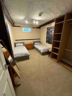 The Old Hay Barn - Games Room, Gym, Sleeps 8 - 5