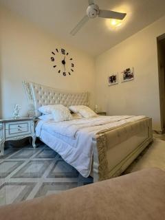 Opera5 Spacious & Central - 8