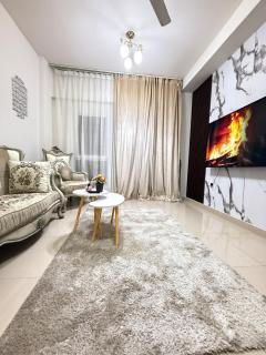 Opera6 Spacious & Central - 8