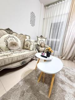 Opera6 Spacious & Central - 6