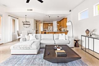 Shadow Mountain Retreat- Perfect location Pool Games Hikers retreat - 9