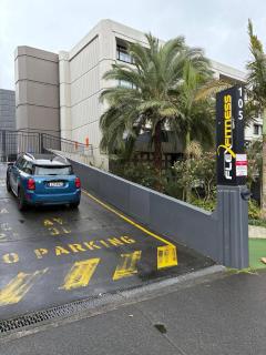 Modern Auckland City Premium Apt Free Parking & Air Con - 9