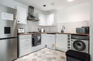 City Stay Haven - Coop Live - Etihad - Sleeps 9 - Free Parking - 6