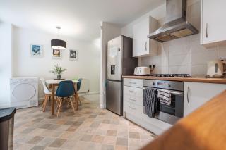 City Stay Haven - Coop Live - Etihad - Sleeps 9 - Free Parking - 7