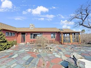 Seacoast Sanctuary - 9