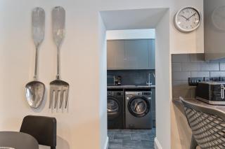 Faulkner Luxury Suites - 6