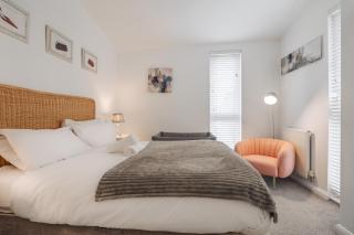 City Stay Haven - Coop Live - Etihad - Sleeps 9 - Free Parking - 4