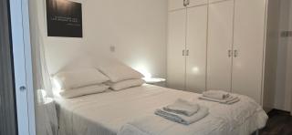 Super-Centro Deluxe Apartment- Breakbooking CY - 8