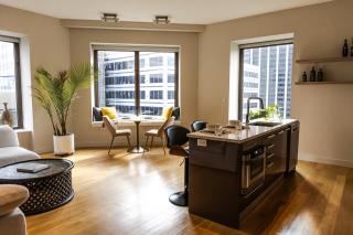 PREMIER HOST - Luxurious stunning high-floor corner 2-bedroom home - 9