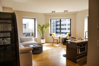 PREMIER HOST - Luxurious stunning high-floor corner 2-bedroom home - 8