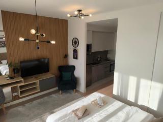 Gallery Mall View-studio - 6