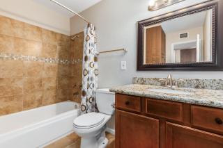 Games Galore - Old Town Scottsdale - Pool & Golf - 4