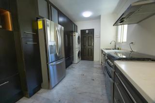 Spacious & Comfortable Home Exclusive Neighborhood - 8