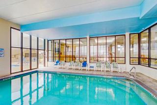 Suntide III Condominiums #1006 - 8