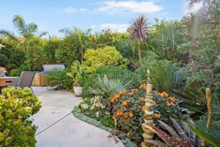 Private Coastal Sanctuary - 50m from Stunning Beach! - 7