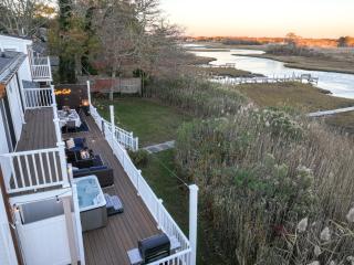 Waterfront Escape Hottub, Pets Ok, Pool Table - 9