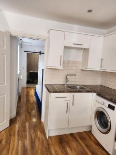 1 bedroom flat - 6
