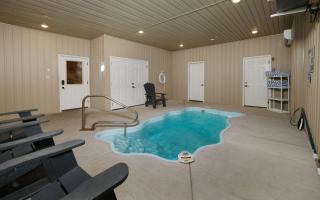Cate + Cali's Place - Private Indoor Pool, Game Room + Outdoor Hot Tub - 3